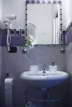 Residenza Piccolo Principe Bed & Breakfast Roma Ngoại thất bức ảnh